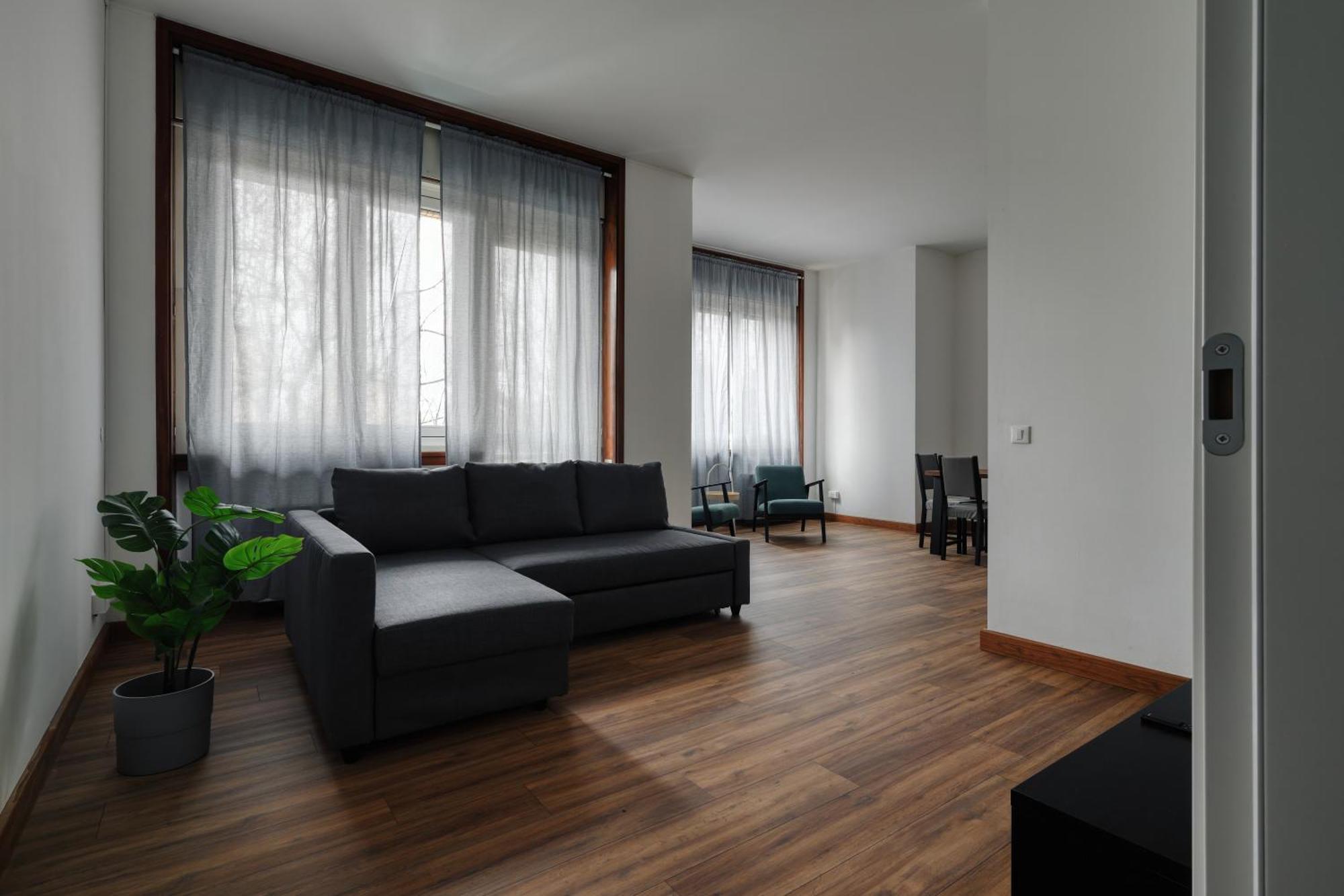 Joivy Chic 3-Bed Flat Near Colonne Di San Lorenzo Милан Экстерьер фото