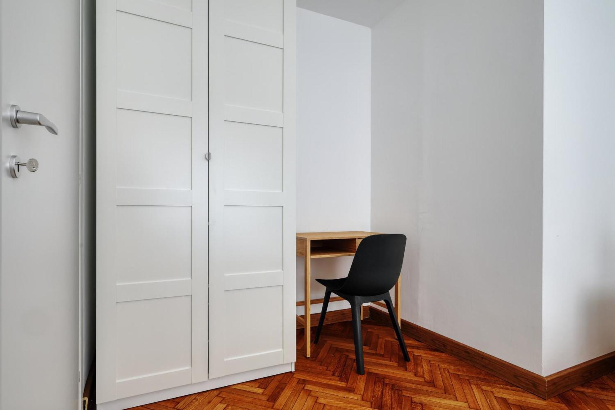 Joivy Chic 3-Bed Flat Near Colonne Di San Lorenzo Милан Экстерьер фото
