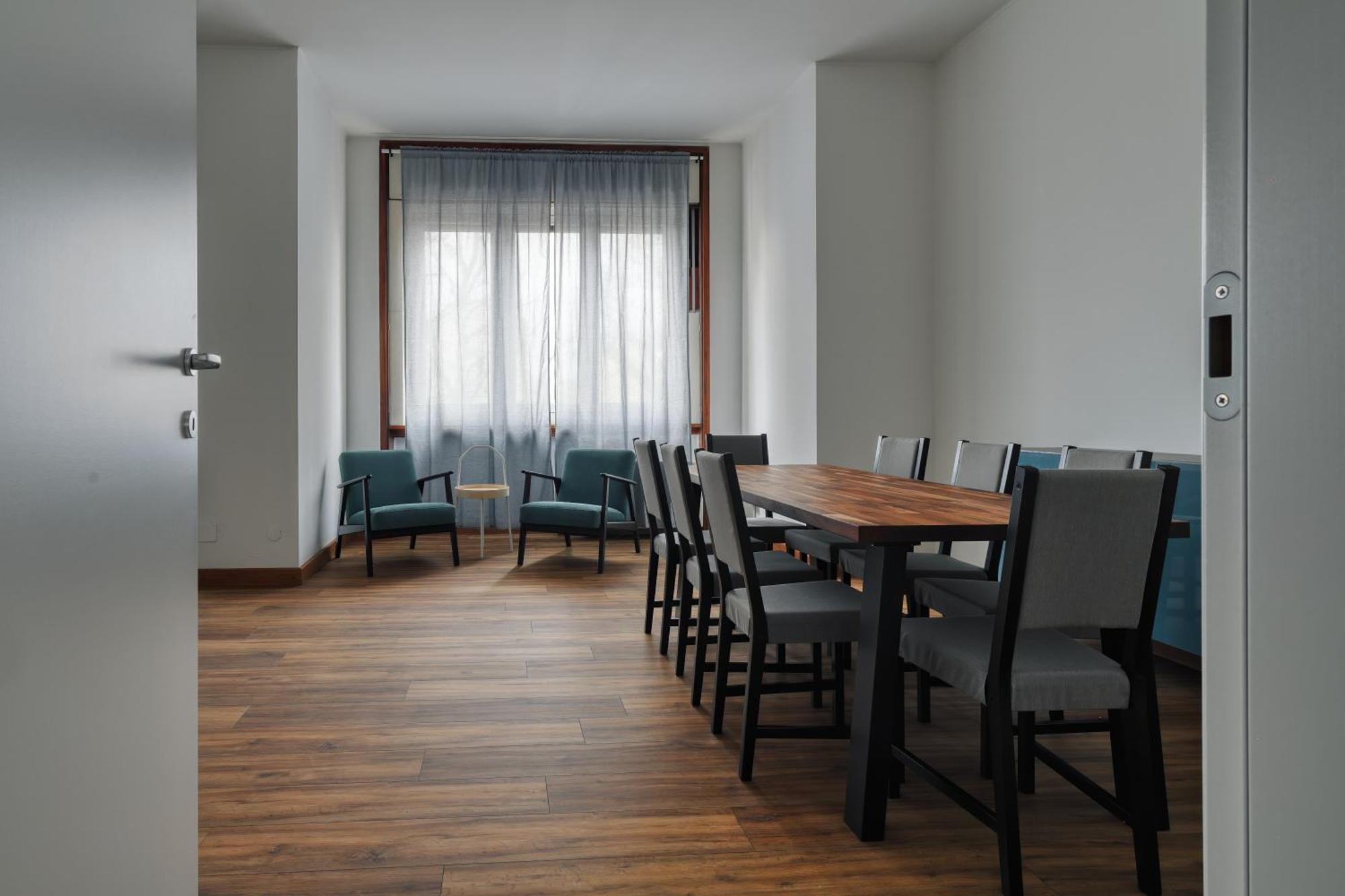 Joivy Chic 3-Bed Flat Near Colonne Di San Lorenzo Милан Экстерьер фото