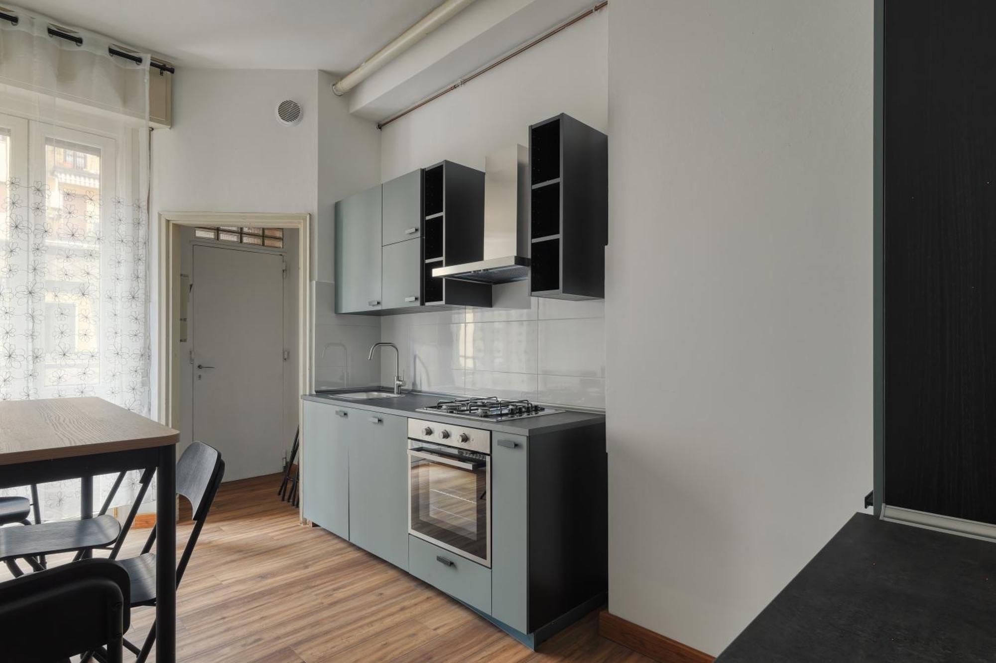 Joivy Chic 3-Bed Flat Near Colonne Di San Lorenzo Милан Экстерьер фото