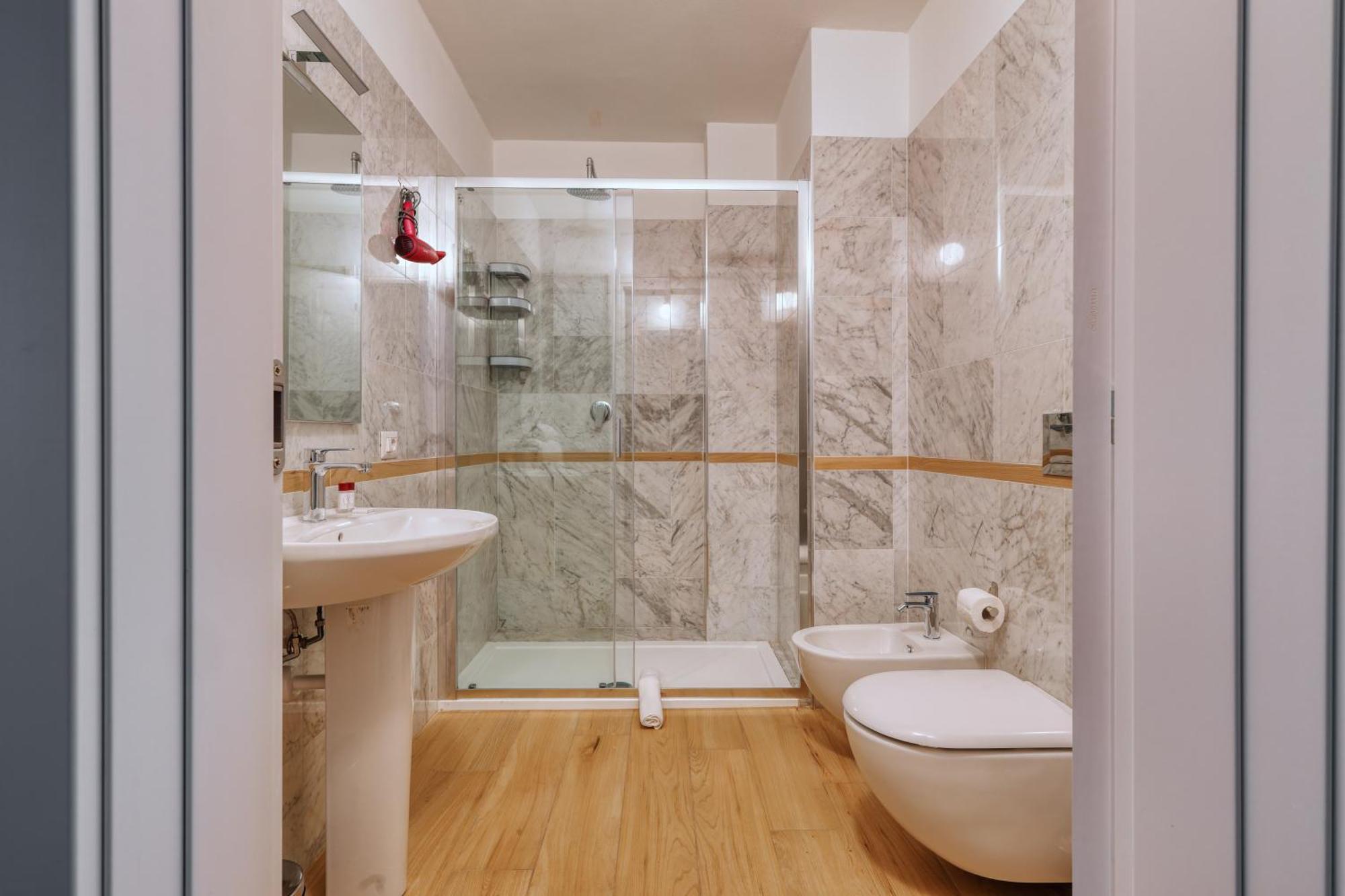 Joivy Chic 3-Bed Flat Near Colonne Di San Lorenzo Милан Экстерьер фото