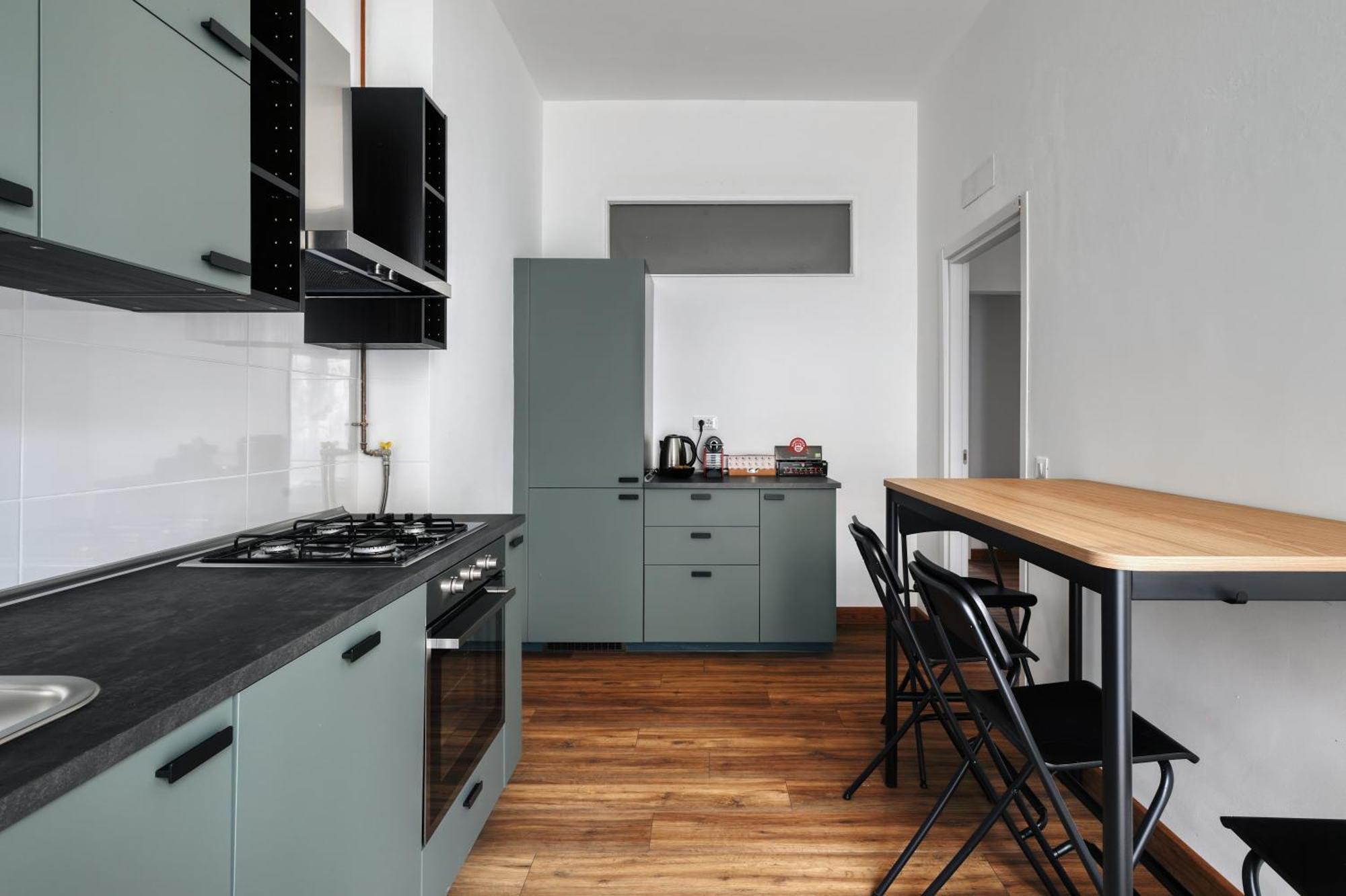 Joivy Chic 3-Bed Flat Near Colonne Di San Lorenzo Милан Экстерьер фото